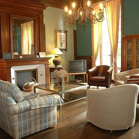 Chateau Le Haget 3* Montesquiou