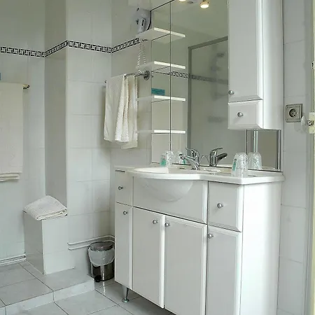 Chateau Le Haget 3* Montesquiou