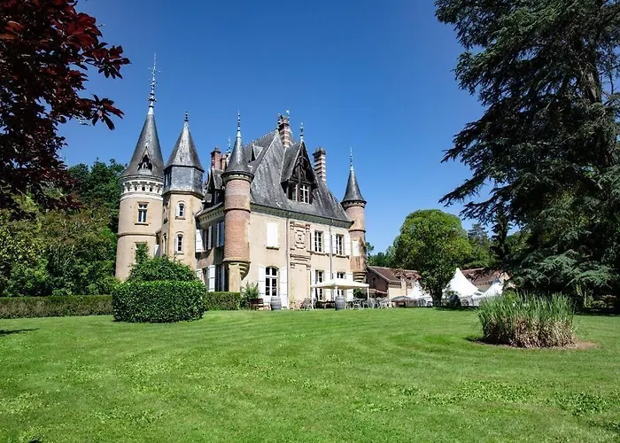 Chateau Le Haget 3* Montesquiou