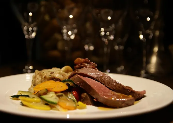 Chateau Le Haget Hotel Montesquiou