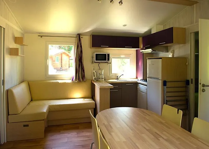 Chateau Le Haget Hotel 3*